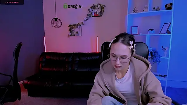 nikole_kitt - Nikole_kitt's free webcam - UK Sex Cams