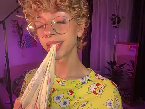 lyamthommpson - Lyamthommpson's free webcam - UK Sex Cams