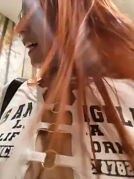 Alis_xxx live sex cam