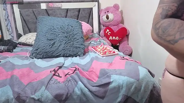 Preview of hotsamantamature