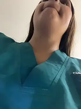 noa_harper- (F young) - Show boobs public +3mlush