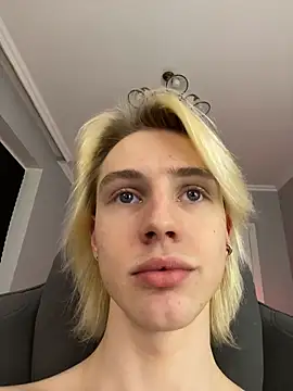 lucidangelok1 (M twink) - CUM SHOW