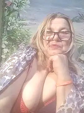 margaritasweet51 - MargaritaSweet51's free webcam - UK Sex Cams