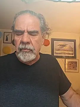 pena633 (M grandpa) - Try to get  hard