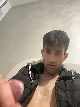 dondeloquieras4 (M young) - Polla torcida Mmmm 🍆🍆🔥🔥🫢