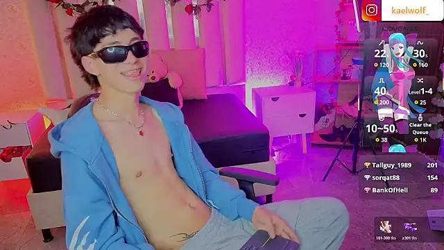 kaelwolf_tay (M twink) - it's time for kael to make cum