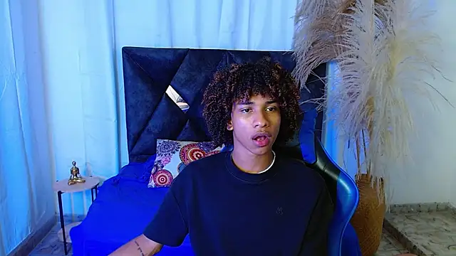 angelll18_ (M twink) - Cumshow