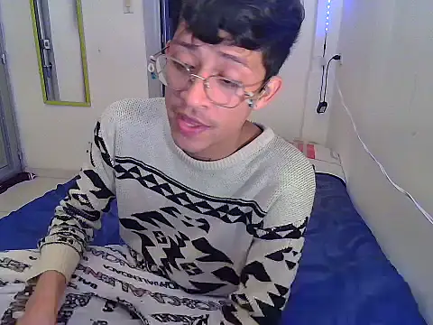 sweet_c4mer0n - Sweet_c4mer0n's free webcam - UK Sex Cams