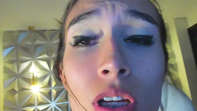 hellen_tease - Hellen_tease's free webcam - UK Sex Cams