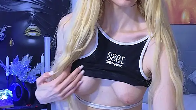 karmaarms - KarmaArms's free webcam - UK Sex Cams