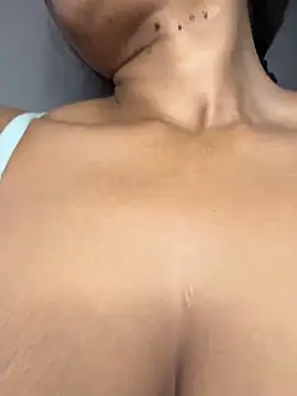 cherrybabe76 - Cherrybabe76's free webcam - UK Sex Cams