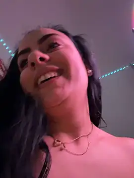 Webcam Model (Marisa_ass)  is live.Free join now!