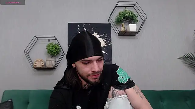 kanehunter - KaneHunter's free webcam - UK Sex Cams