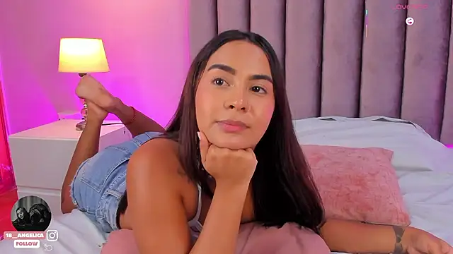 little_angelica18 - Little_Angelica18's free webcam - UK Sex Cams
