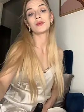 Bellalolahot live sex cam