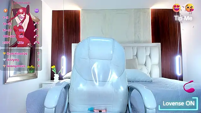 amara18__ (F young) - show boobs+ oil