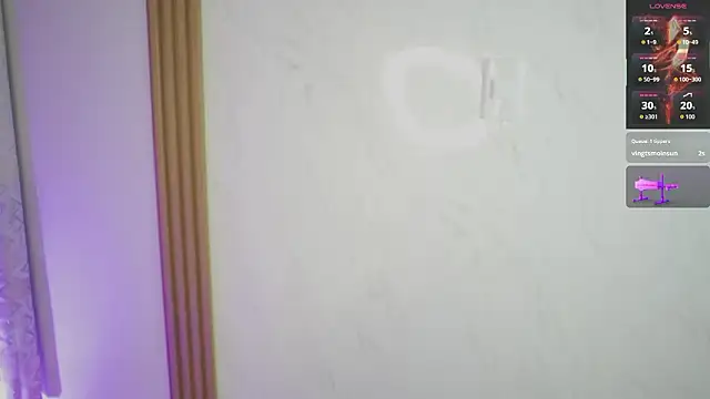 olivia_velvett (F young) - show feet