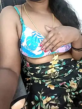 tamil-hotwife (F milf) - Ass oil massage 🔥🔥🔥