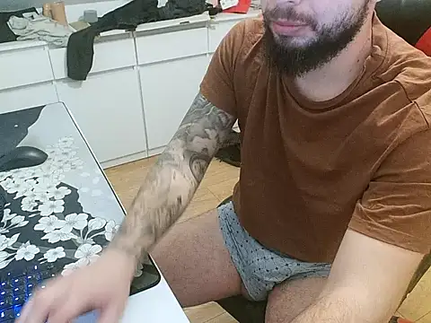 yoyokcam - YoyoKcam's free webcam - UK Sex Cams