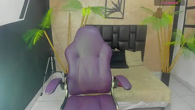 Epril_Zoyert live sex cam