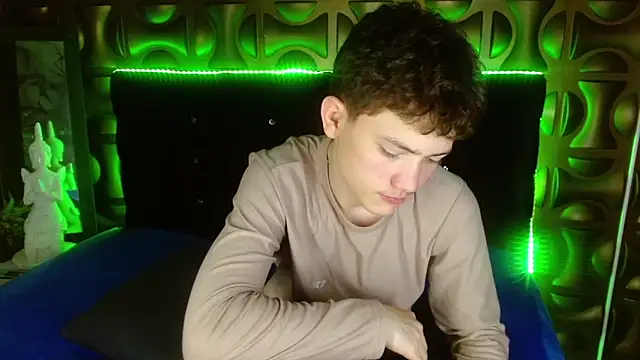 cruz_dante webcam stripchat model stream image