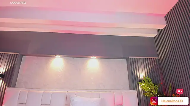helenaroos - HelenaRoos's free webcam - UK Sex Cams