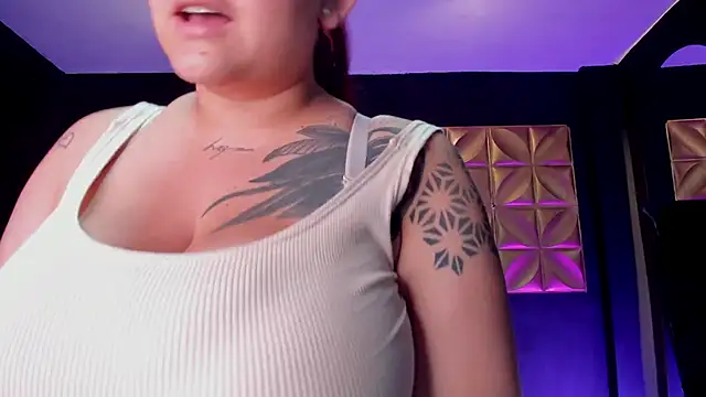 laurenhillcute14 - Laurenhillcute14's free webcam - UK Sex Cams