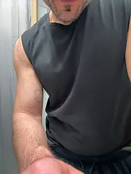 giovan2020 (Ask my age) - Hard&naked show