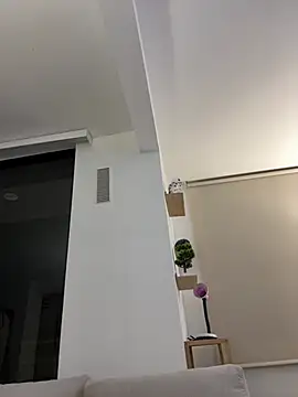 Rae_Lil_White live sex cam