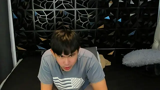 davincihugecock live sex cam