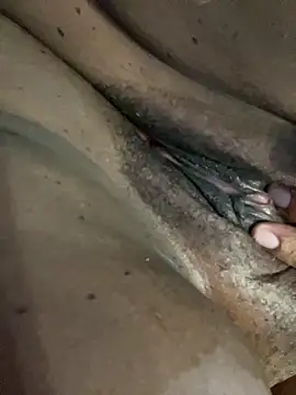 Webcam Model (Curvysash89)  is live.Free join now!