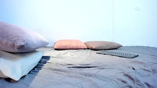 jhoystrong_ (M twink) - CUM SHOWWWW