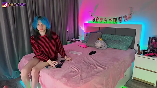 h3ntai_baby (Ask my age) - cum in mouth and swallow 💦🥵