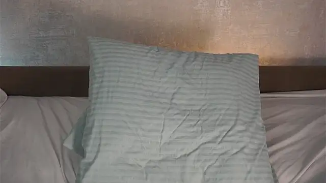 cherrylllams (F teen) - make me cum first time today