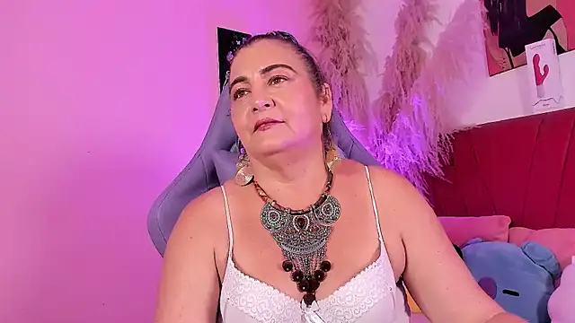 palomalombardi - PalomaLombardi's free webcam - UK Sex Cams