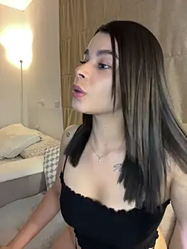 Leah_Honey26