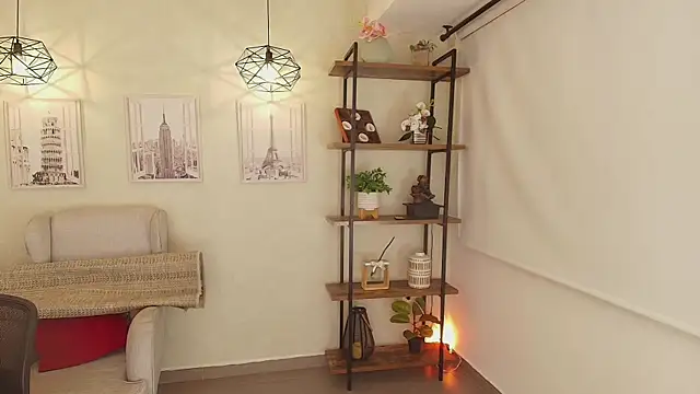 sassy--girl (F young) - TRIPLE ORGASM