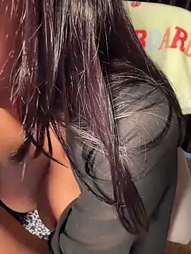 lucky_flora (F young) - boobs oil