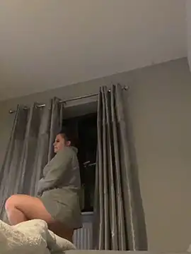 lollyloolooxox - LollyLooLooxox's free webcam - UK Sex Cams