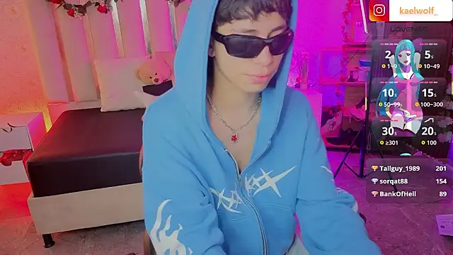 kaelwolf_tay (M twink) - it's time for kael to make cum