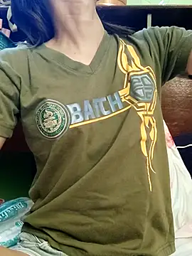 queensoreal - QueenSoreal's free webcam - UK Sex Cams