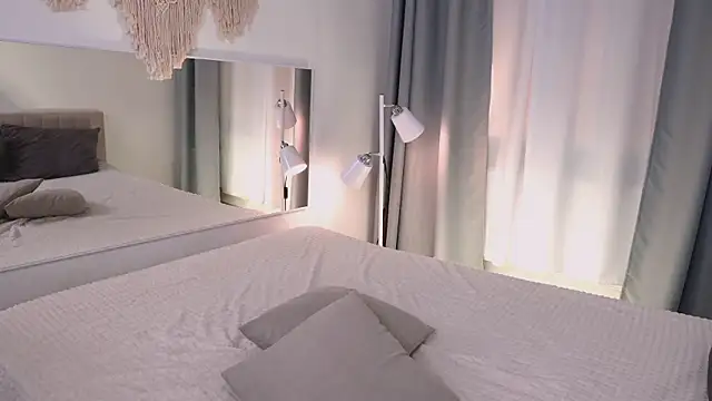 miakeler (F young) - tease panties