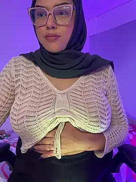amira-awhada (F milf) - Make me horny