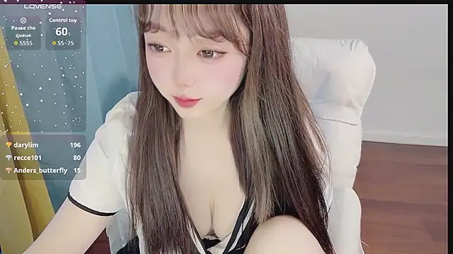 美女Lucky_Cici在线直播