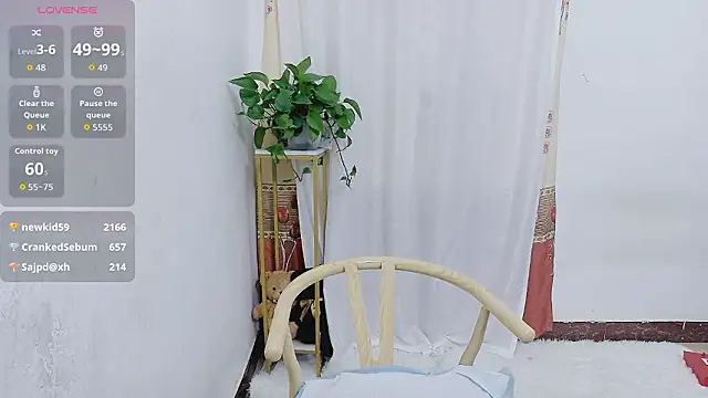 txm123321 (F young) - 没大哥好欺负   大鸡巴骑乘3分钟