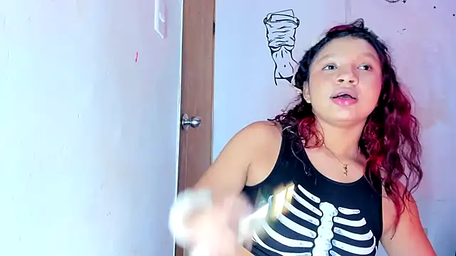 Emily_Coper18 live sex cam