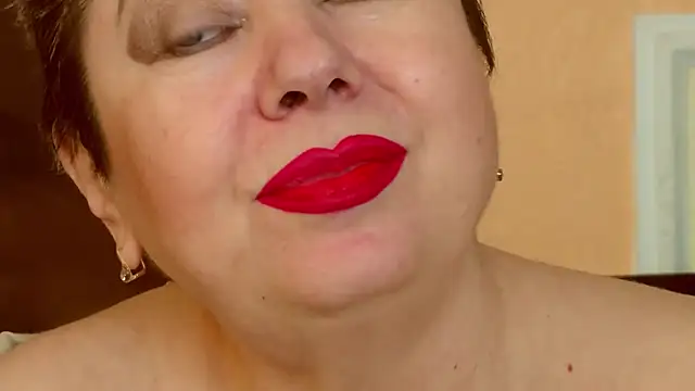 ladyposh - LadyPosh's free webcam - UK Sex Cams