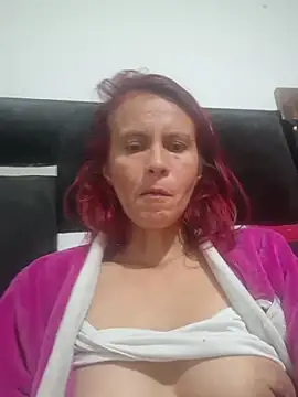 Webcam Model (cintia_love)  is live.Free join now!