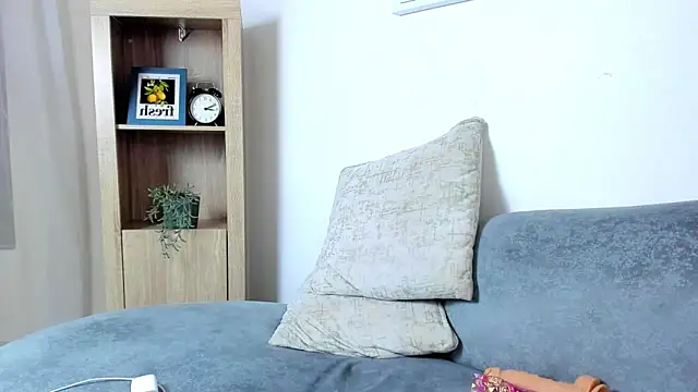 bloom_apple - Bloom_apple's free webcam - UK Sex Cams