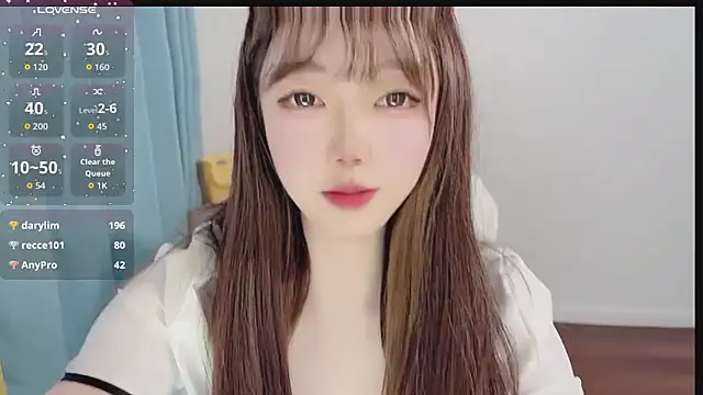 美女Lucky_Cici在线直播